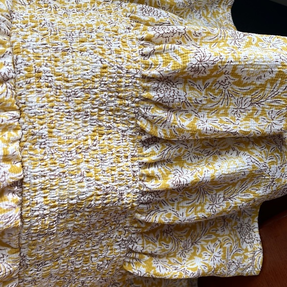 Beautiful yellow flowered boho blouse - Picture 4 of 6
